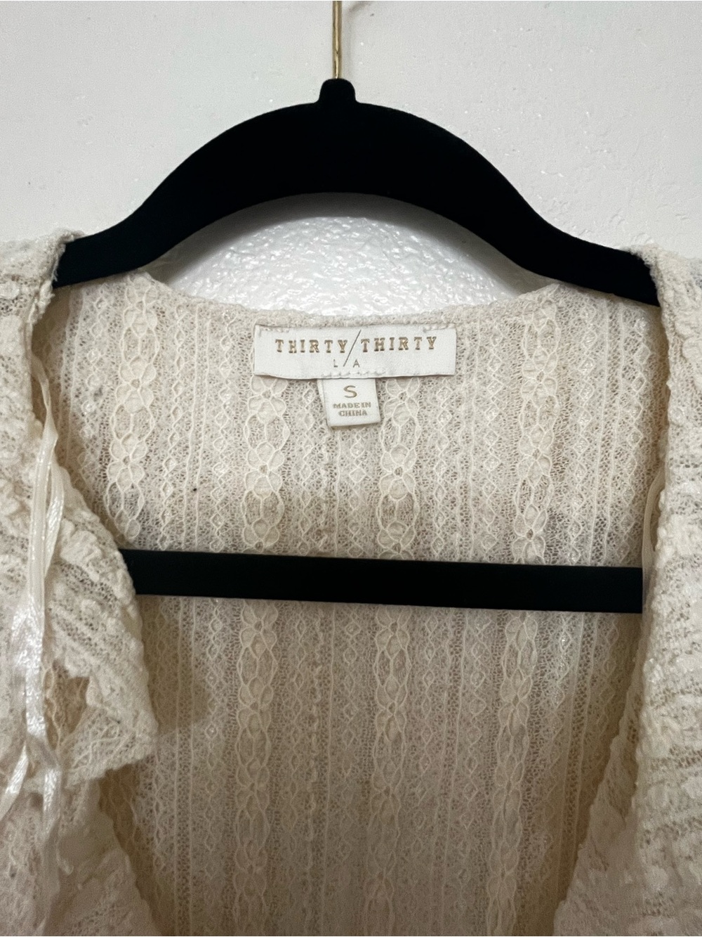Lace Cream Ruffled Cardigan - Picture 4 of 4